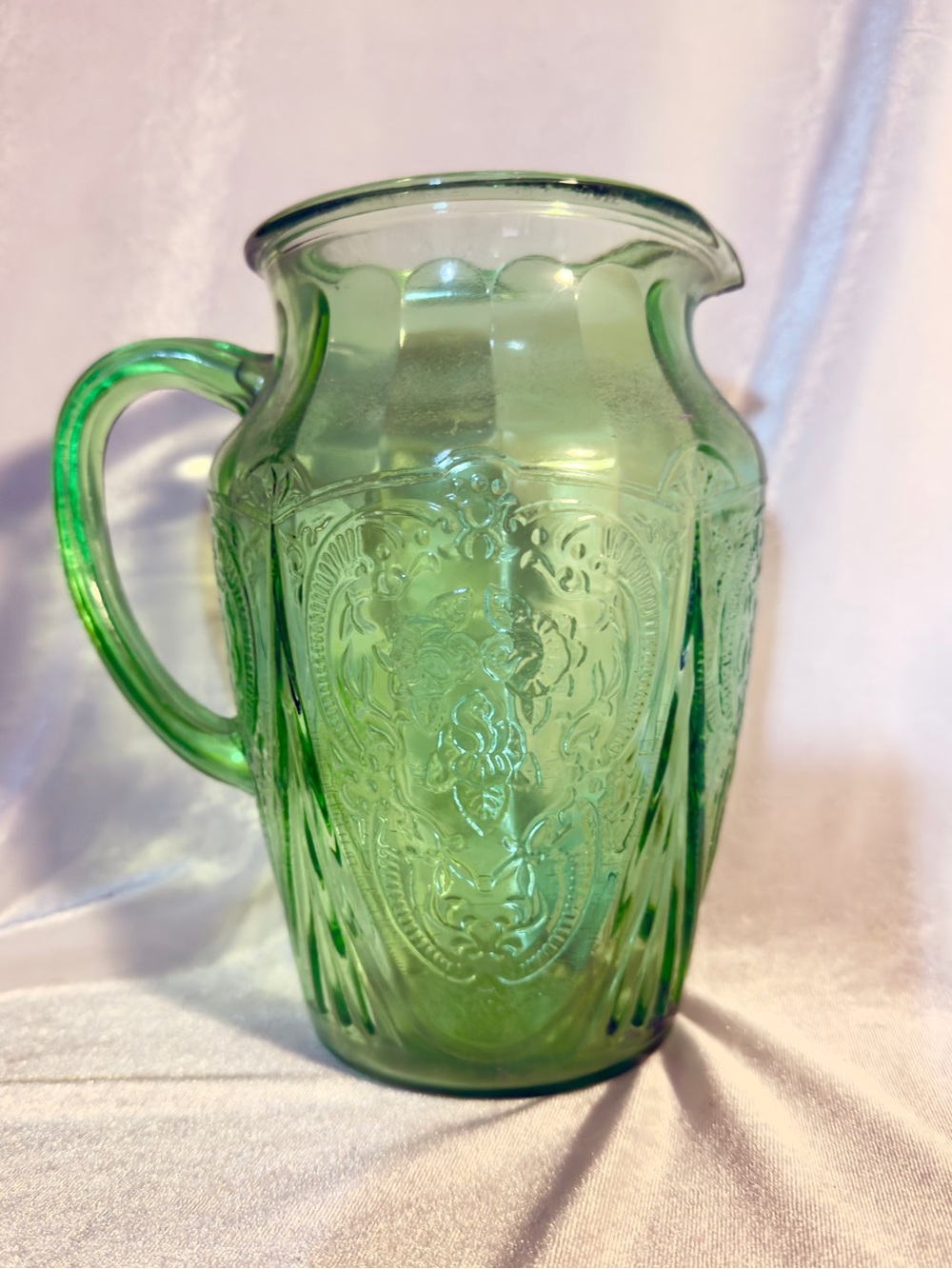 Vintage depression glass Hazel Atlas Uranium glass pitcher